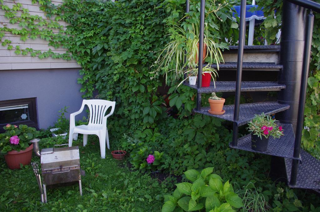 Studio mit Terrasse (2 Erwachsene)