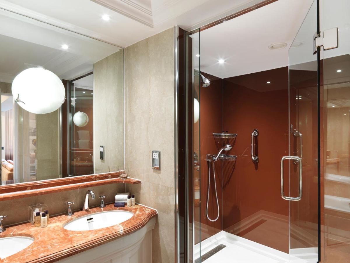 Green Park Suite