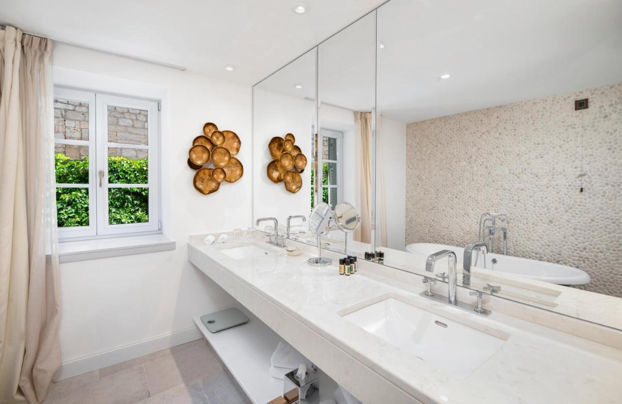 Ecksuite mit Balkon und Meerblick