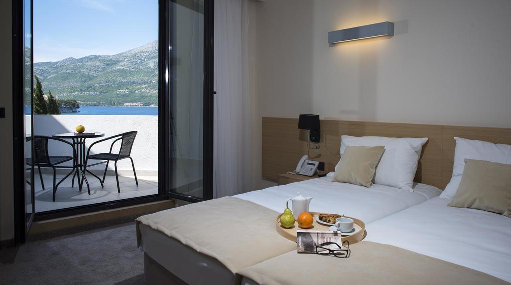 Superior Doppelzimmer mit Balkon am Meer und Zustellbett