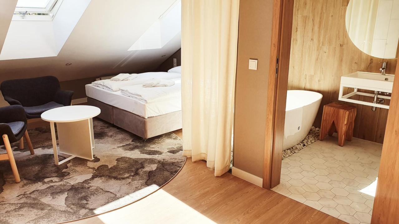 Deluxe Apartment with a bathtub