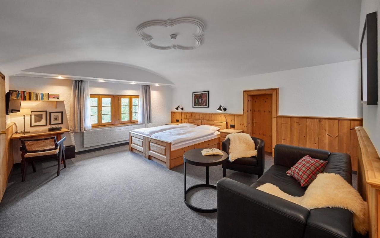 Großes Doppelzimmer