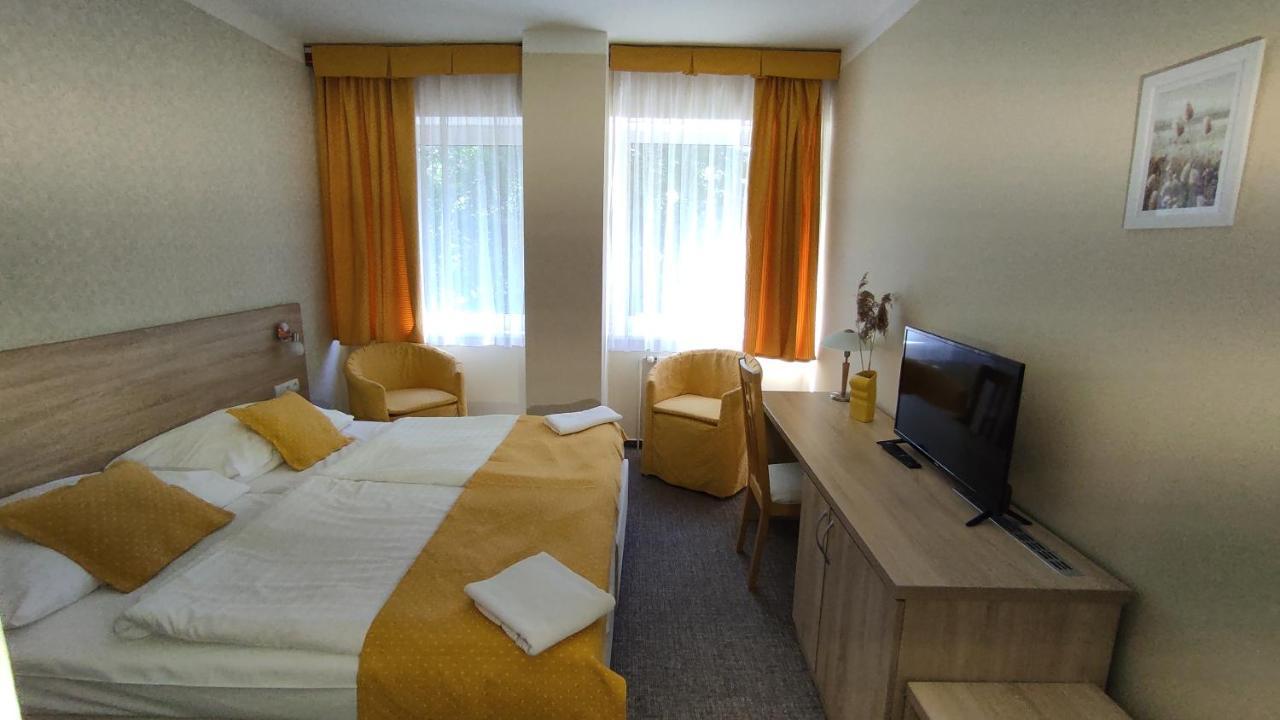 Standard Doppel- oder Zweibettzimmer