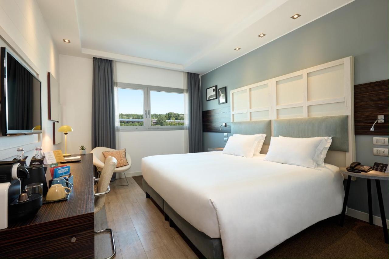Standard Zimmer mit Kingsize-Bett