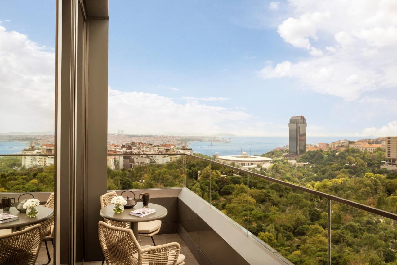 Zimmer mit Terrasse und Blick auf den Bosporus