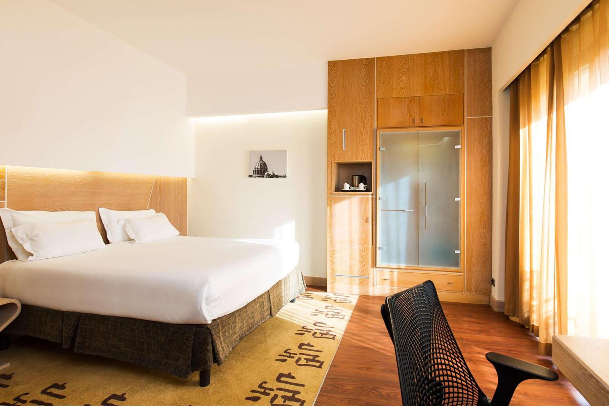 Superior Zimmer mit Kingsize-Bett