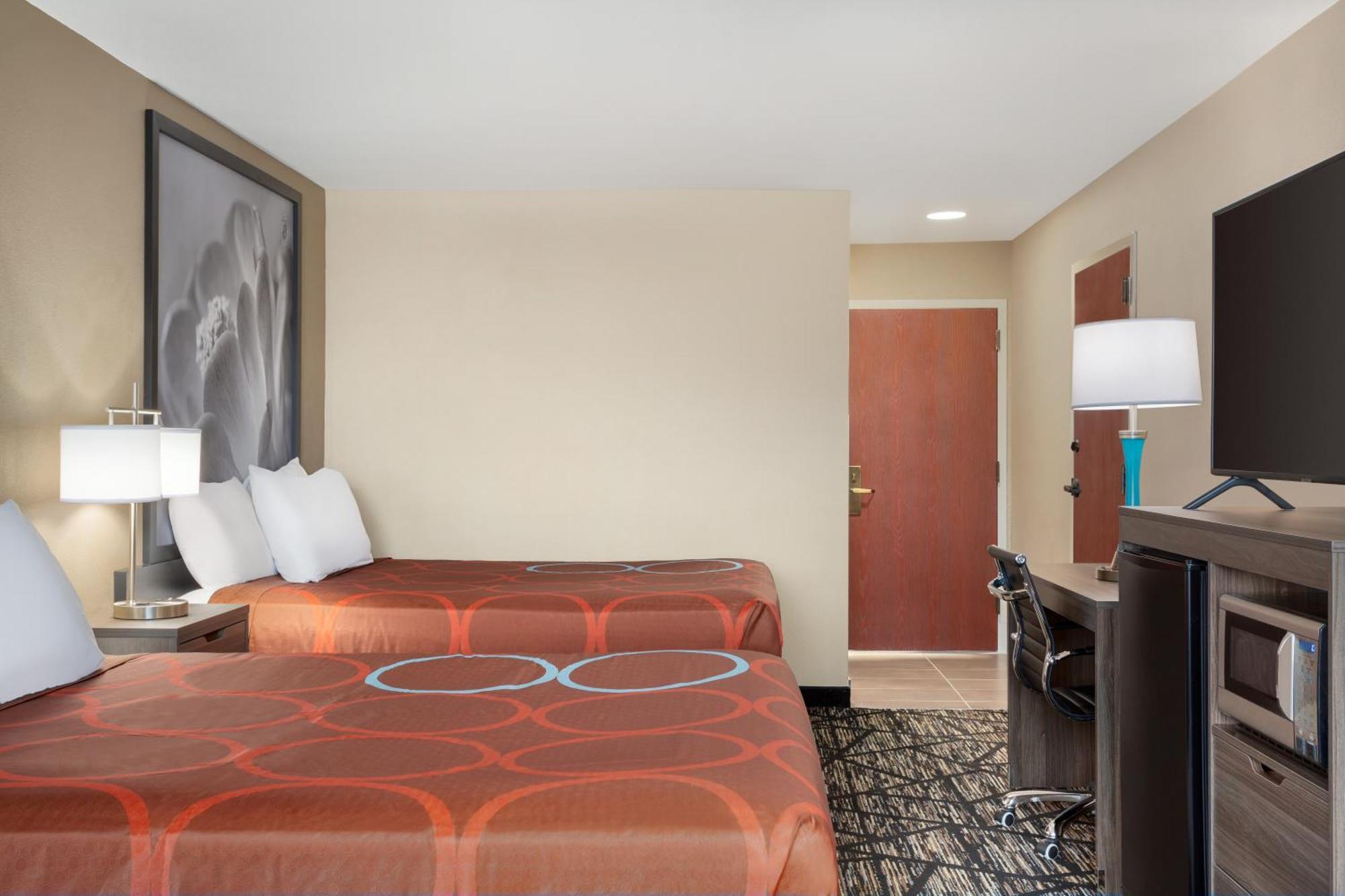 Queen Room Two Queen Beds Non-Smoking