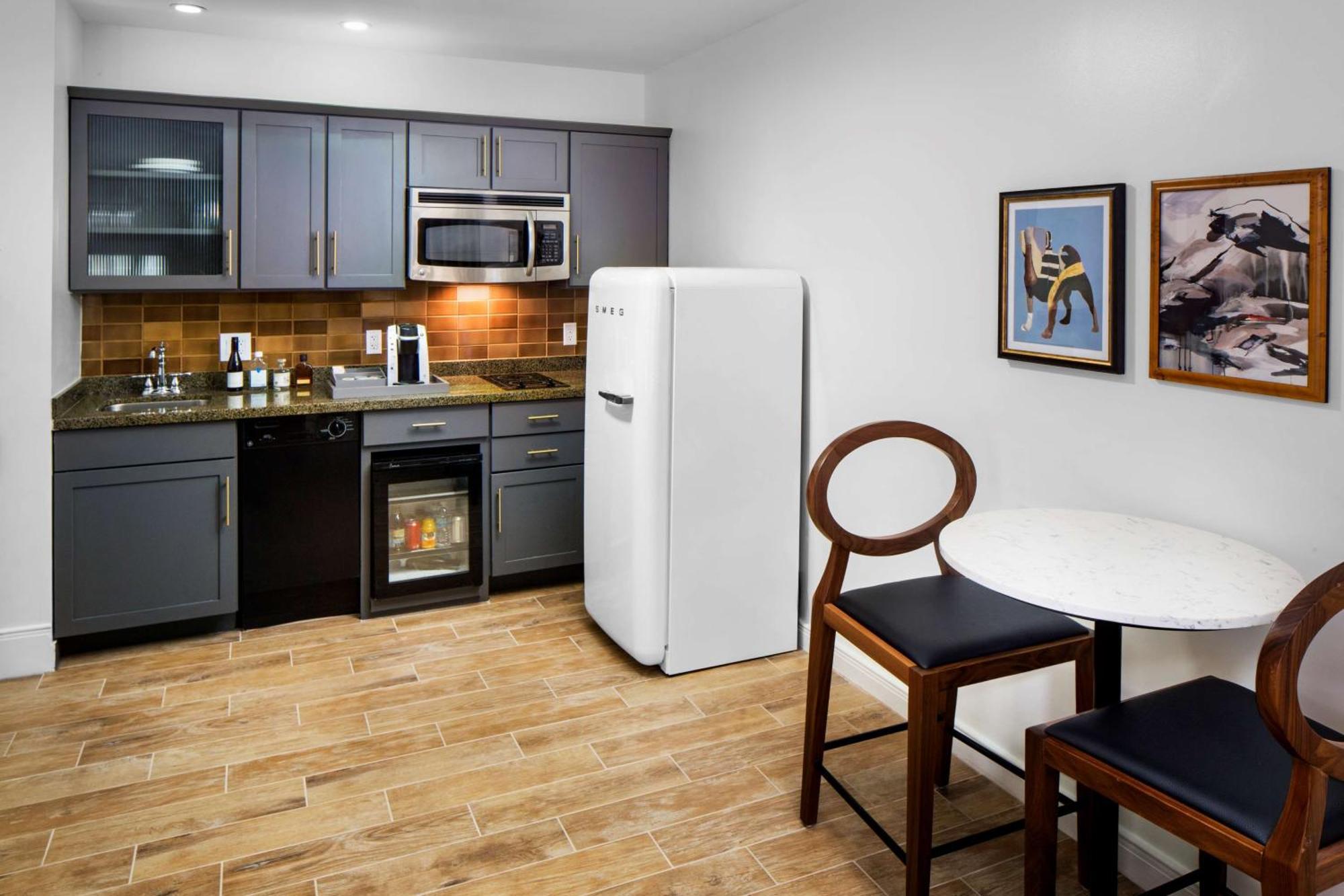Deluxe Loft