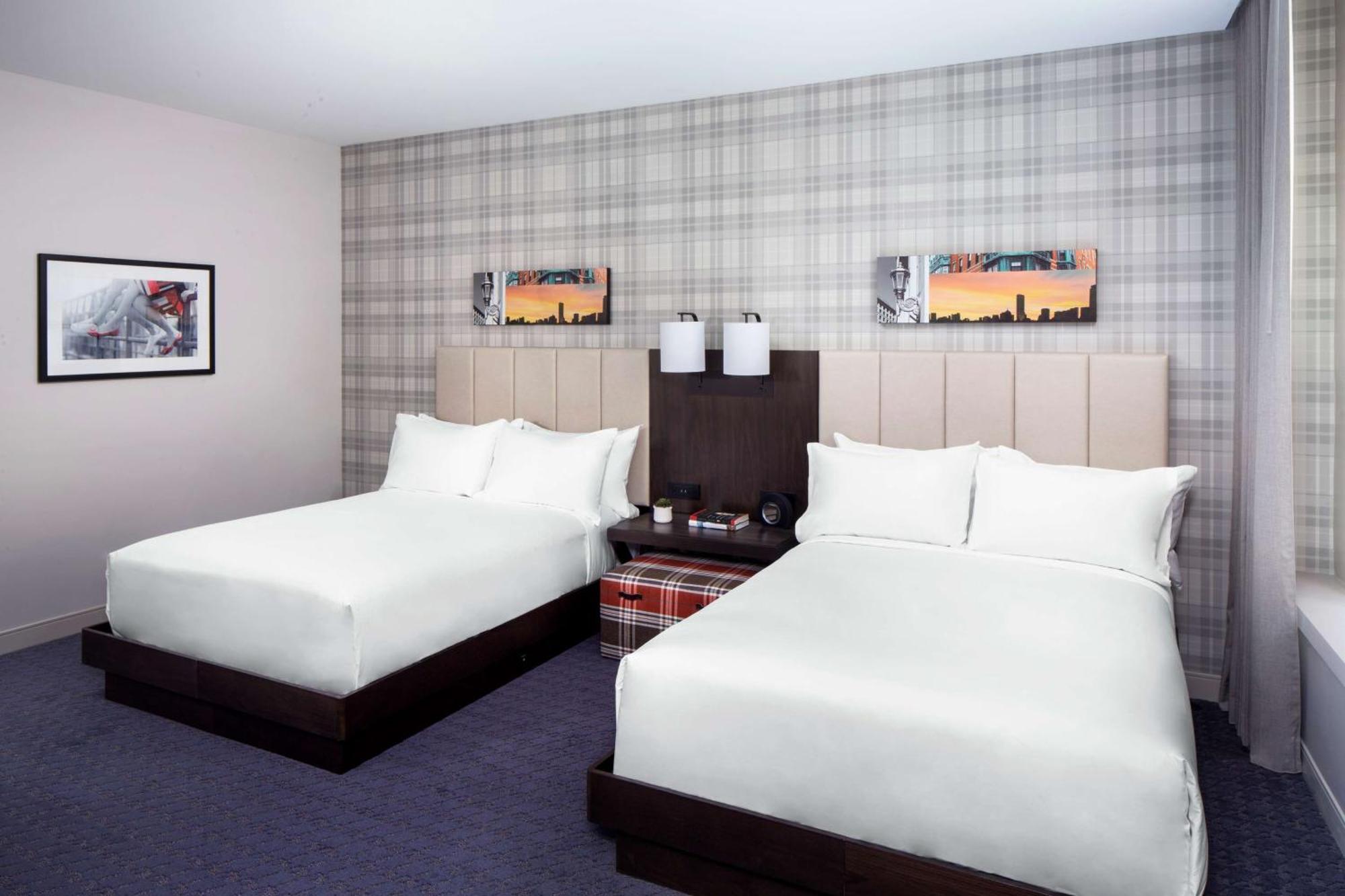 Doppelzimmer mit 2 Doppelbetten