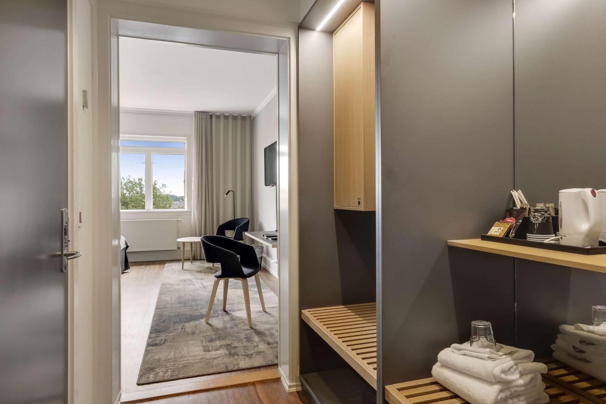 Premium Zimmer mit 2 Queensize-Betten und Stadtblick - Nichtraucher