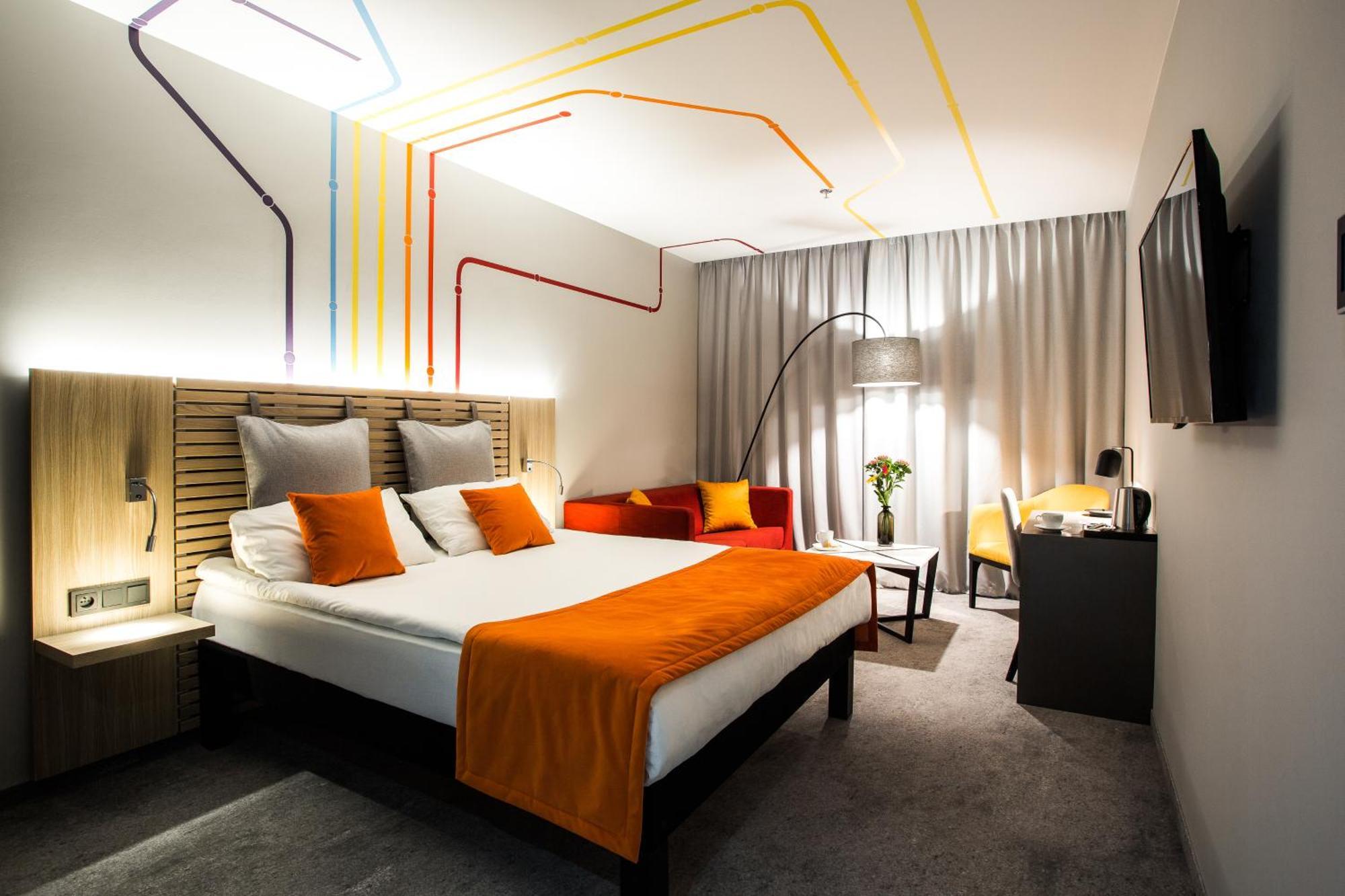 Standard Zimmer mit 1 Doppelbett und Sofa