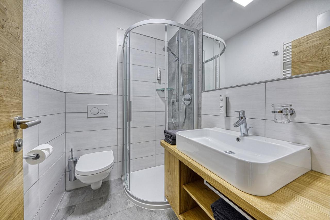 Dreibettzimmer mit Balkon