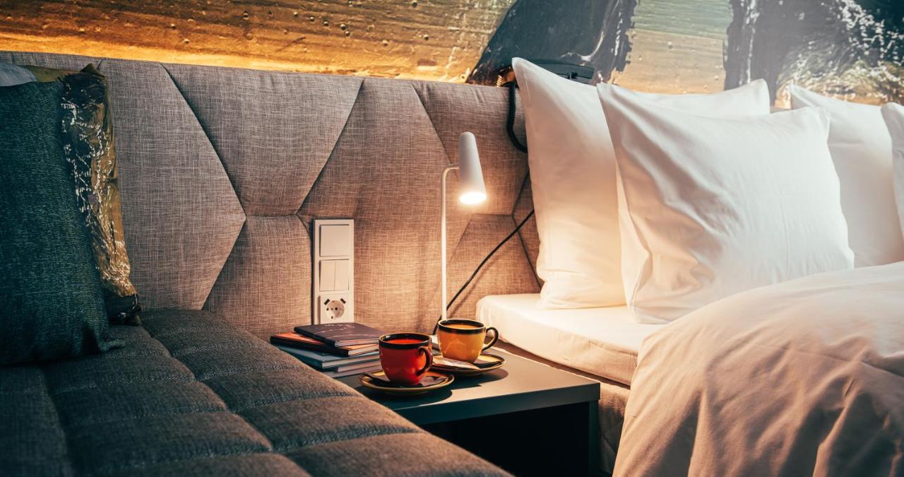 Standard Zimmer mit Kingsize-Bett