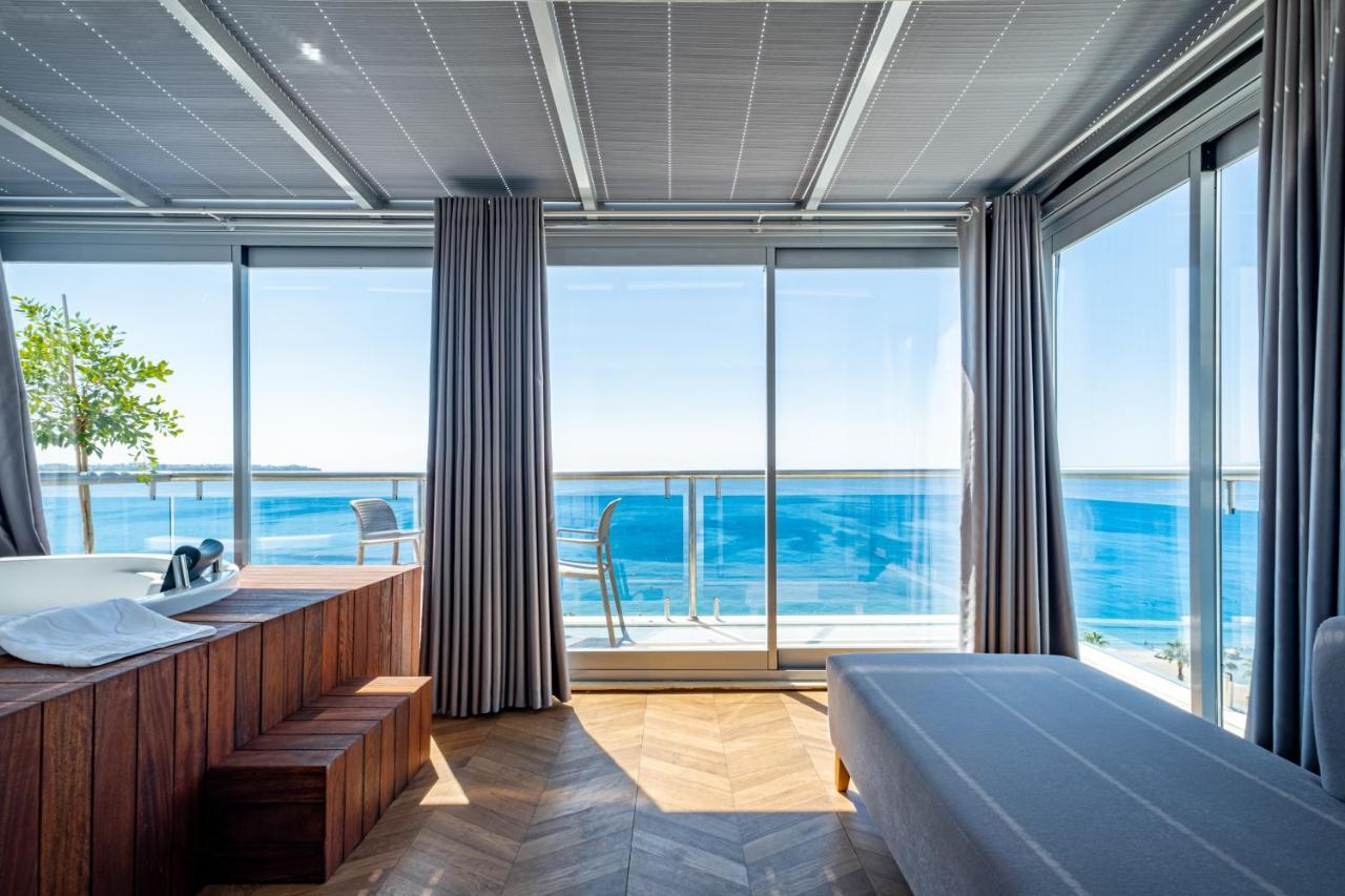 Suite mit Terrasse und Whirlpool