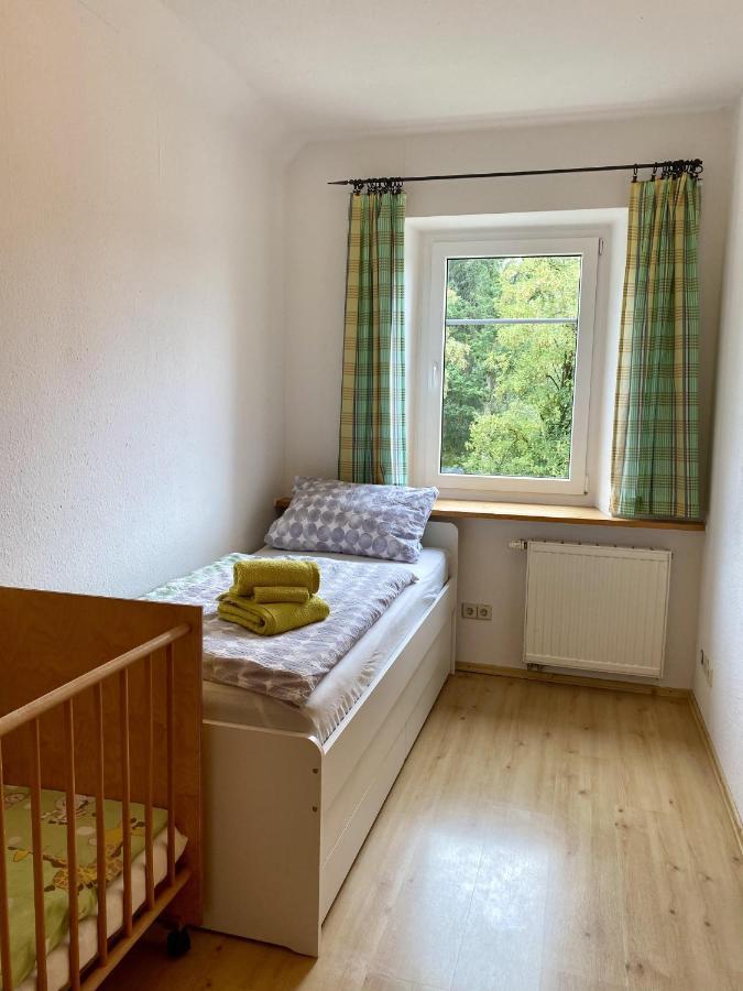 Standard Apartment mit Badewanne