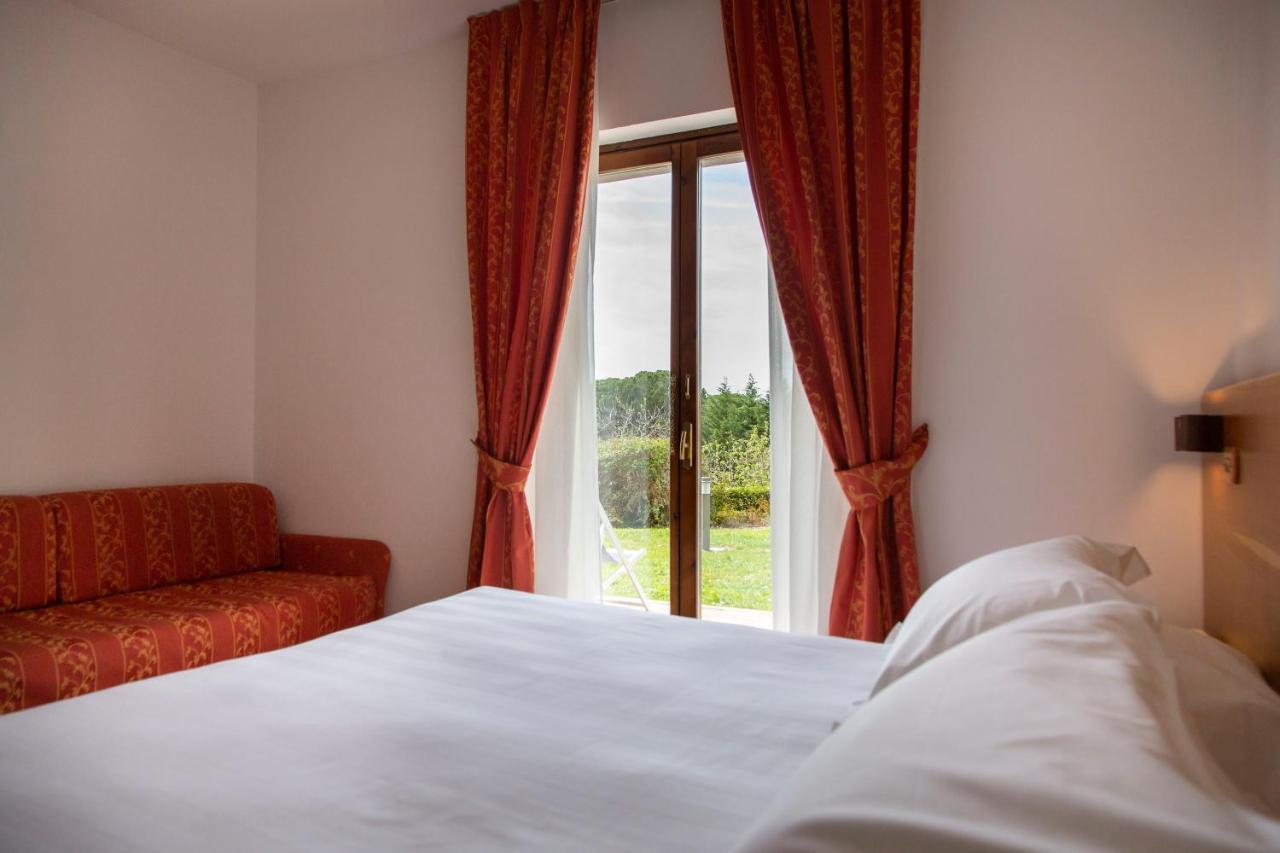 Standard Zimmer mit Gartenblick