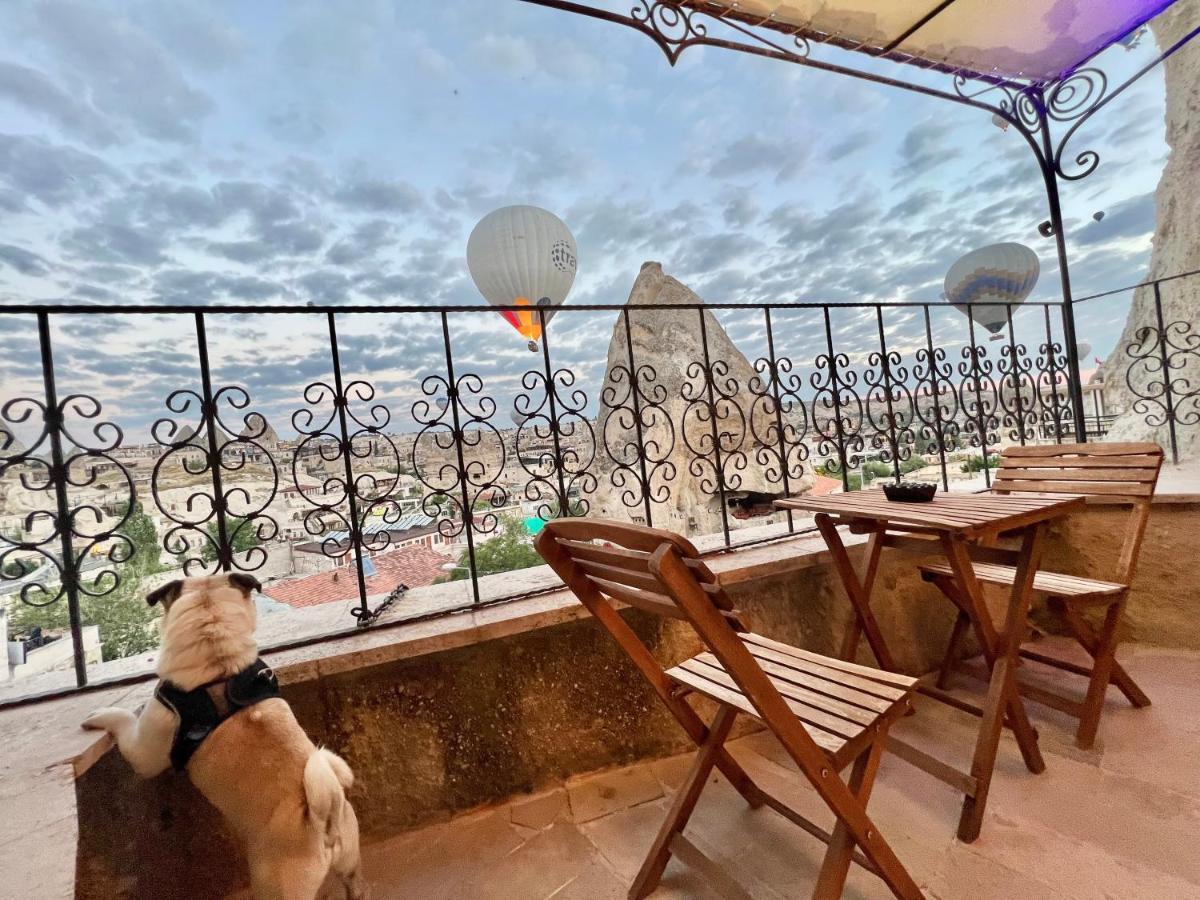 Doppelzimmer mit Balkon