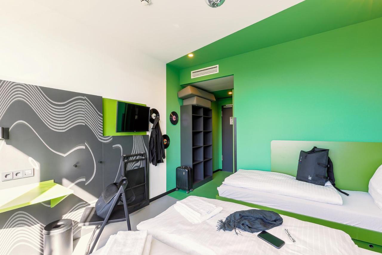 Dreibettzimmer