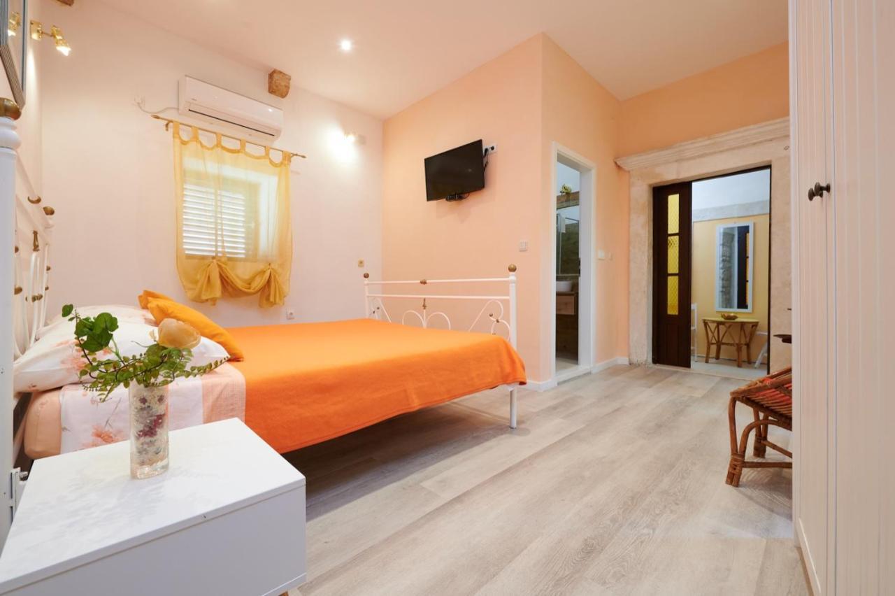 Studio-Apartment mit Queensize-Bett