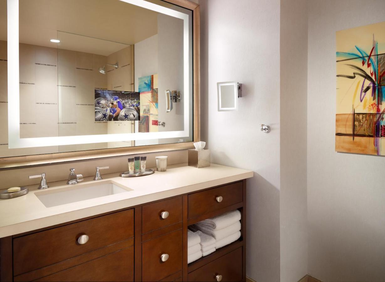 Premier King Room