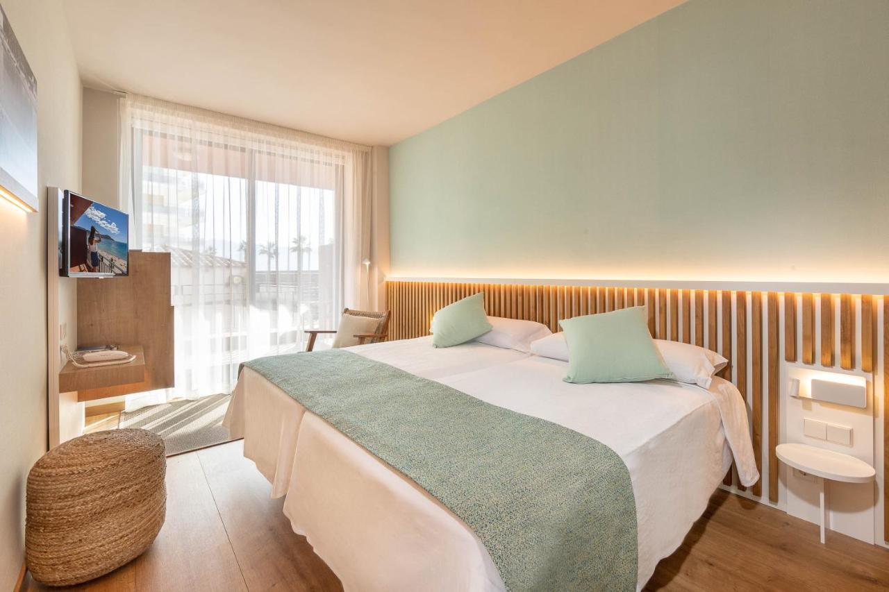 Premium Doppel- oder Zweibettzimmer mit seitlichem Meerblick und Zugang zum Spa