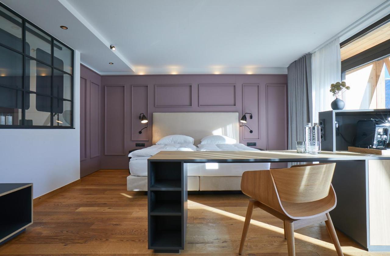 Suite mit Bergblick