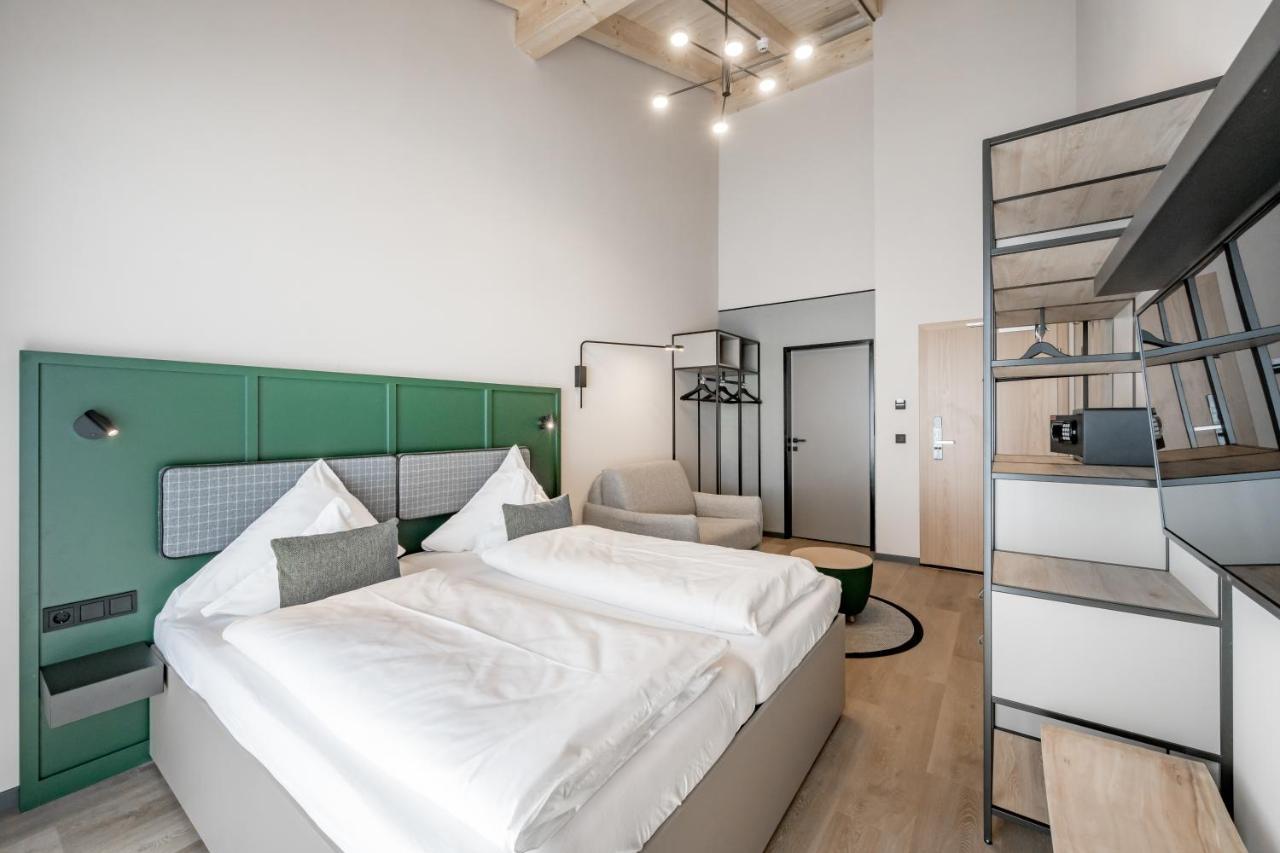 Doppelzimmer mit Zustellbett