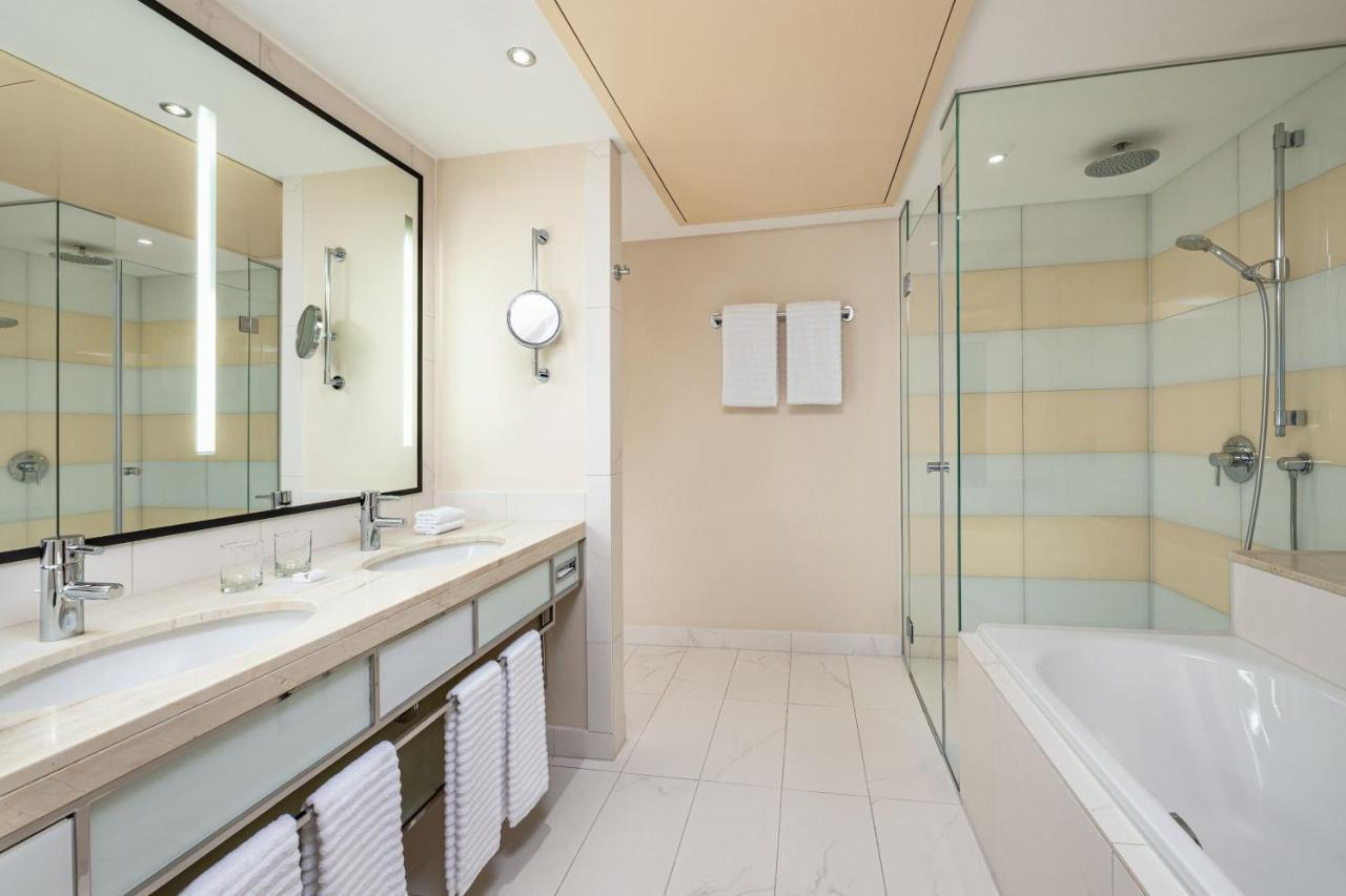Westin Grand Apartment mit Kingsize-Bett