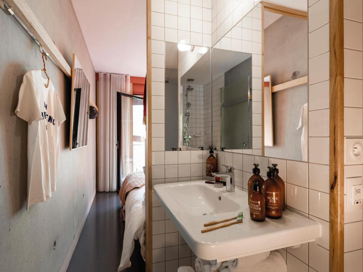 Standard Doppelzimmer mit Terrasse und Flussblick