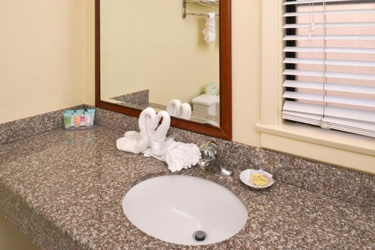 Queen Suite Sea View