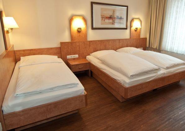 Dreibettzimmer
