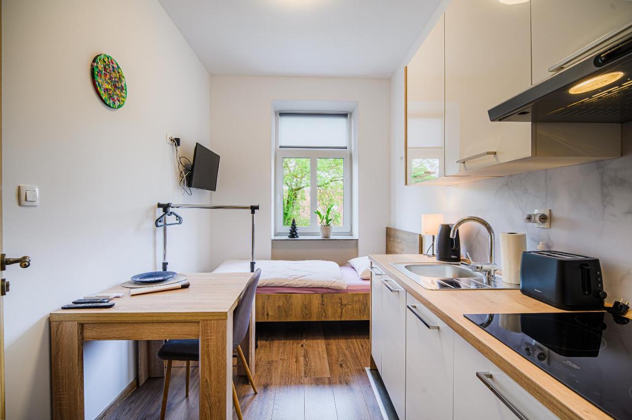 Studio-Apartment - 4