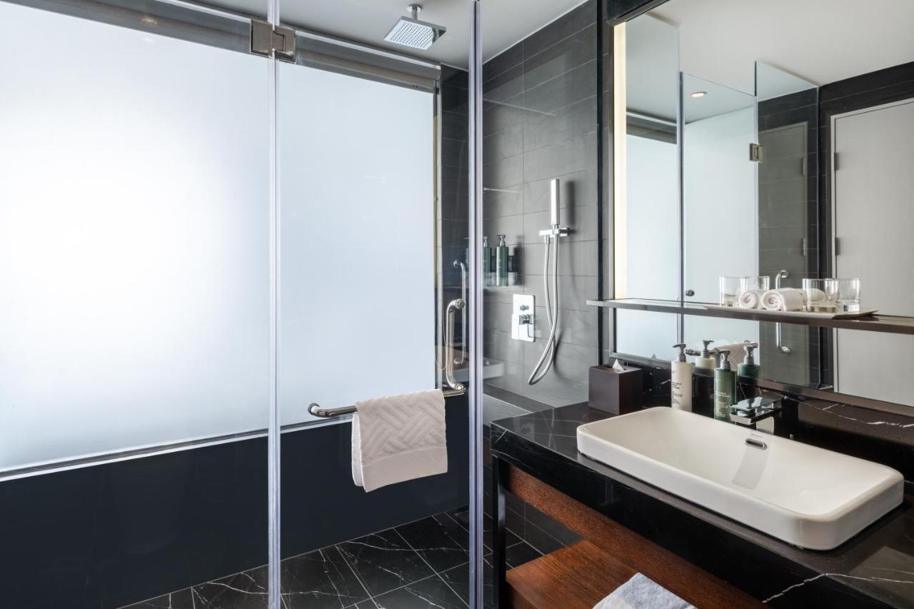 Deluxe Zweibettzimmer mit Meerblick und Balkon