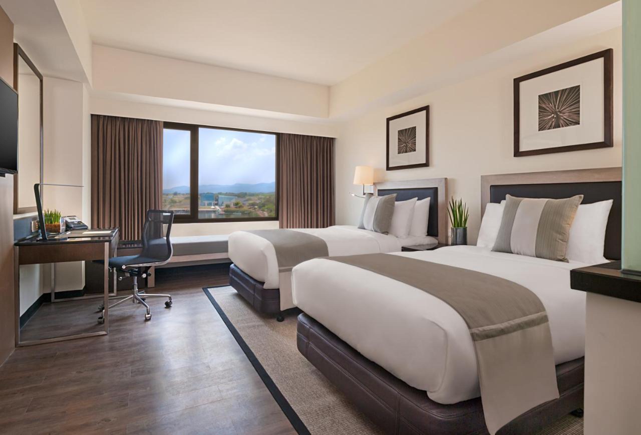 Standard Zimmer mit Kingsize-Bett