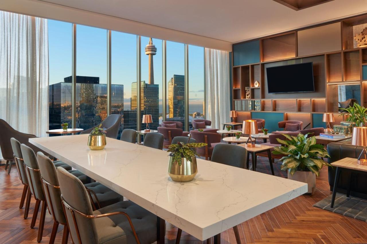 Royal Suite mit 1 Kingsize-Bett und Zugang zur Club Lounge