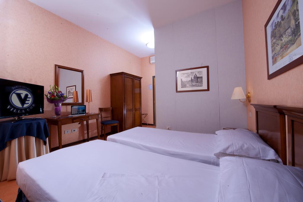 Dreibettzimmer