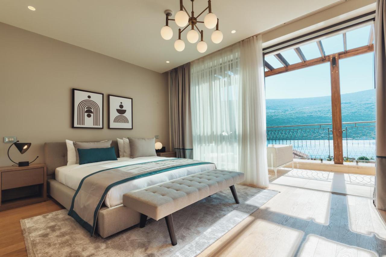 Suite Bonaca mit 2 Schlafzimmern und eigenem Pool