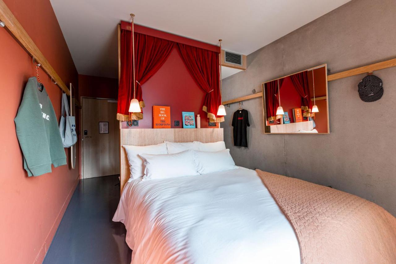 2 benachbarte Doppelzimmer