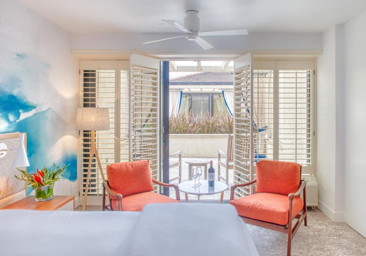 Two Queen Beds Courtyard View