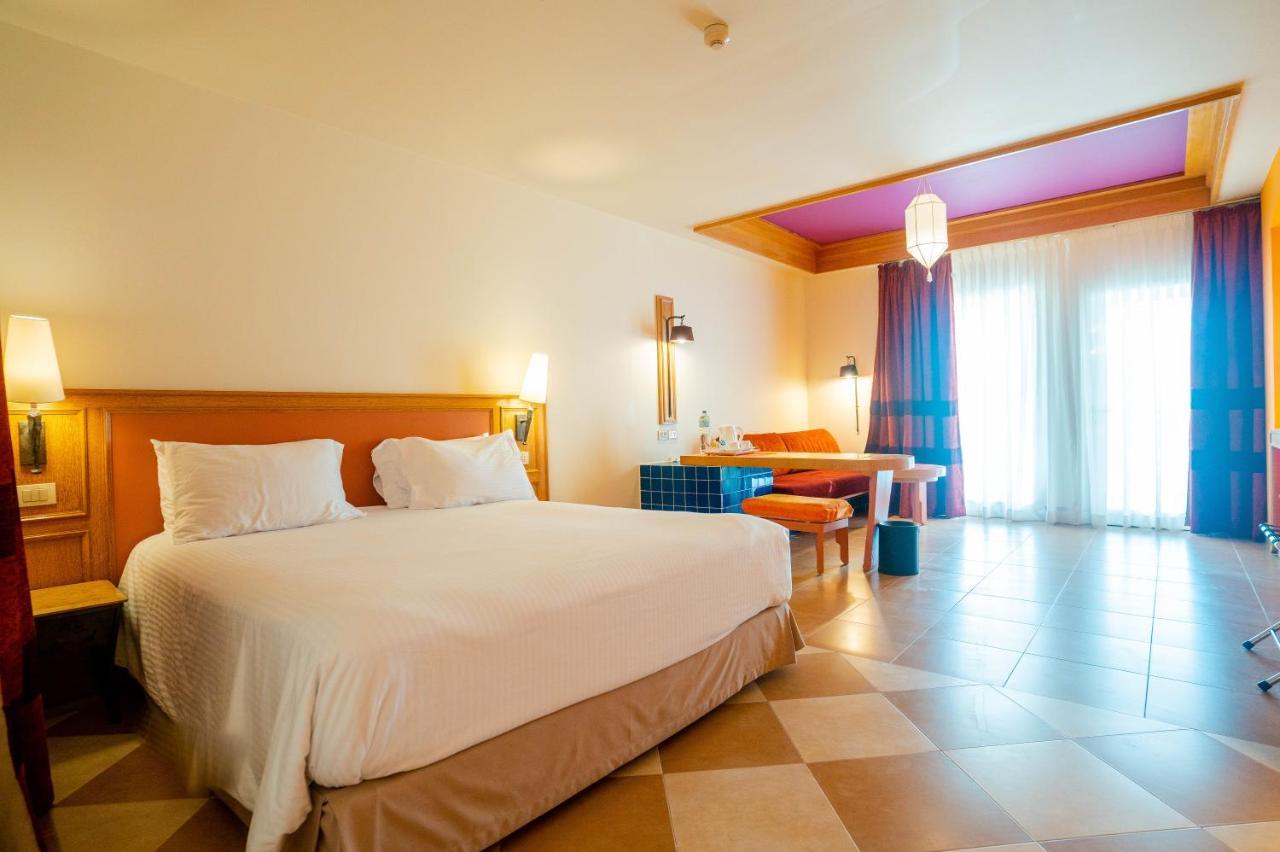  Familiensuite mit separatem Kinderzimmer und Etagenbetten - Gartenseite (Palm Wing)