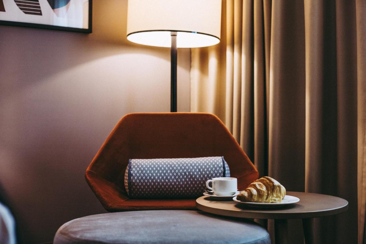 Standard Zimmer mit Kingsize-Bett