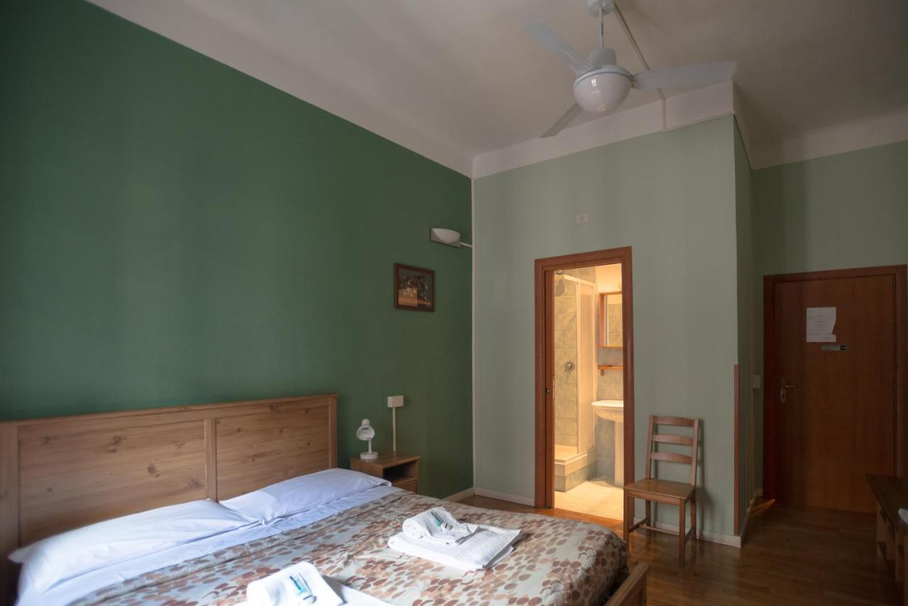 Vierbettzimmer mit eigenem Bad