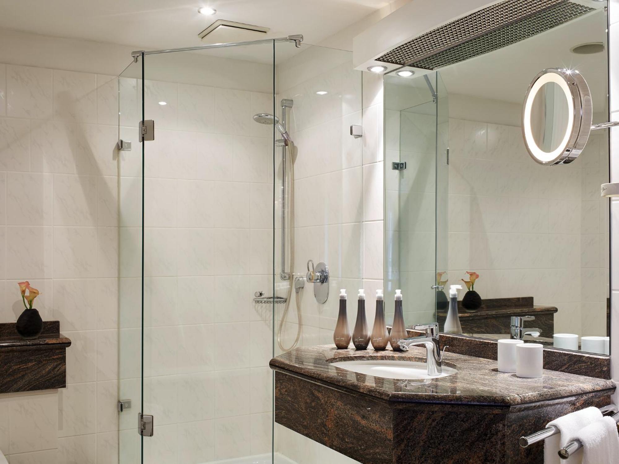 Großes Classic Zimmer