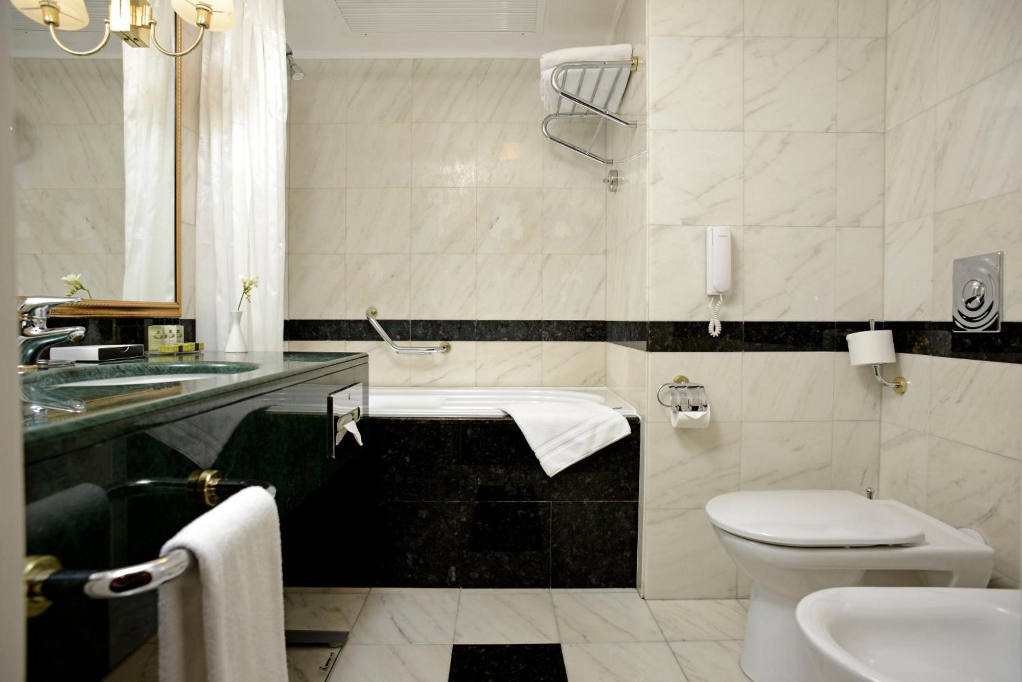 Premium Zimmer mit Kingsize-Bett