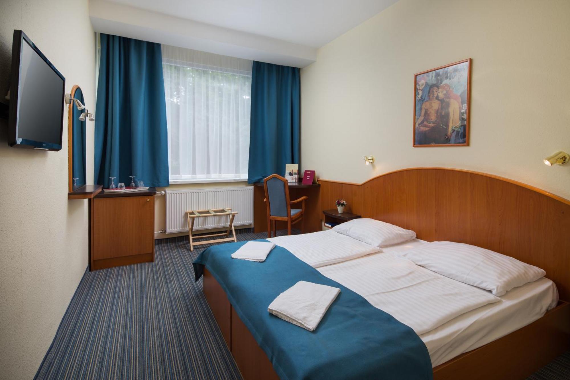 Economy Doppel-/Zweibettzimmer