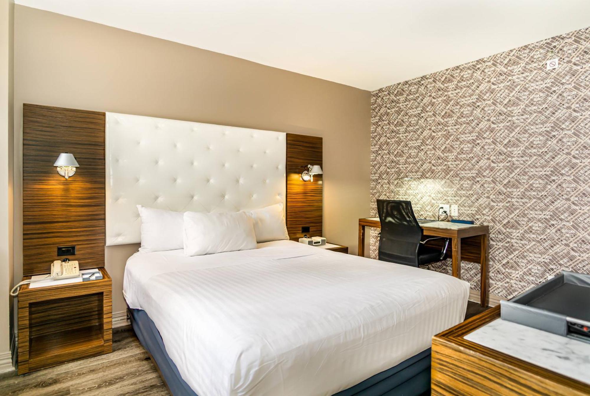 Deluxe Zimmer mit Kingsize-Bett