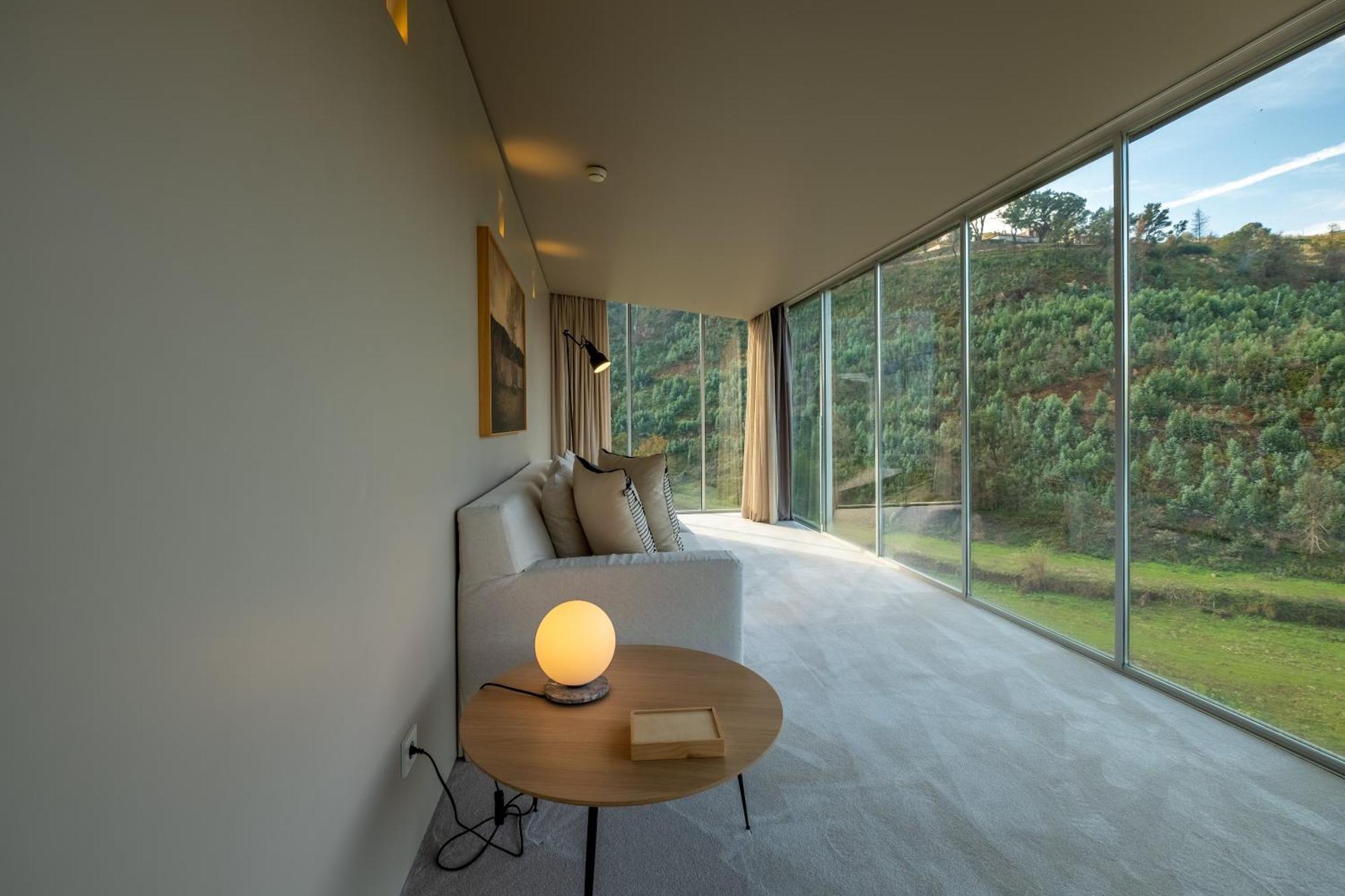 Suite mit Flussblick