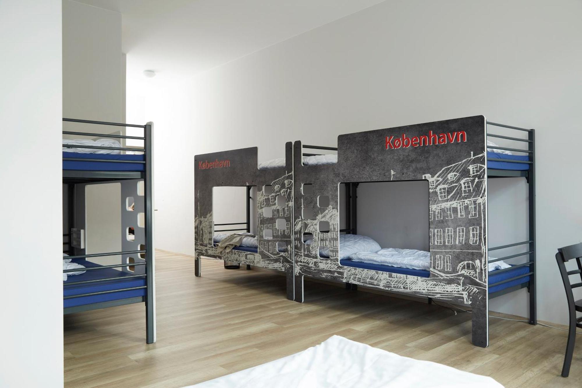 Bett im 8-Bett-Schlafsaal