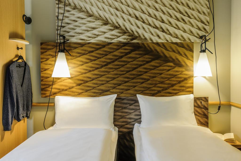 Standard Zimmer mit 2 Einzelbetten