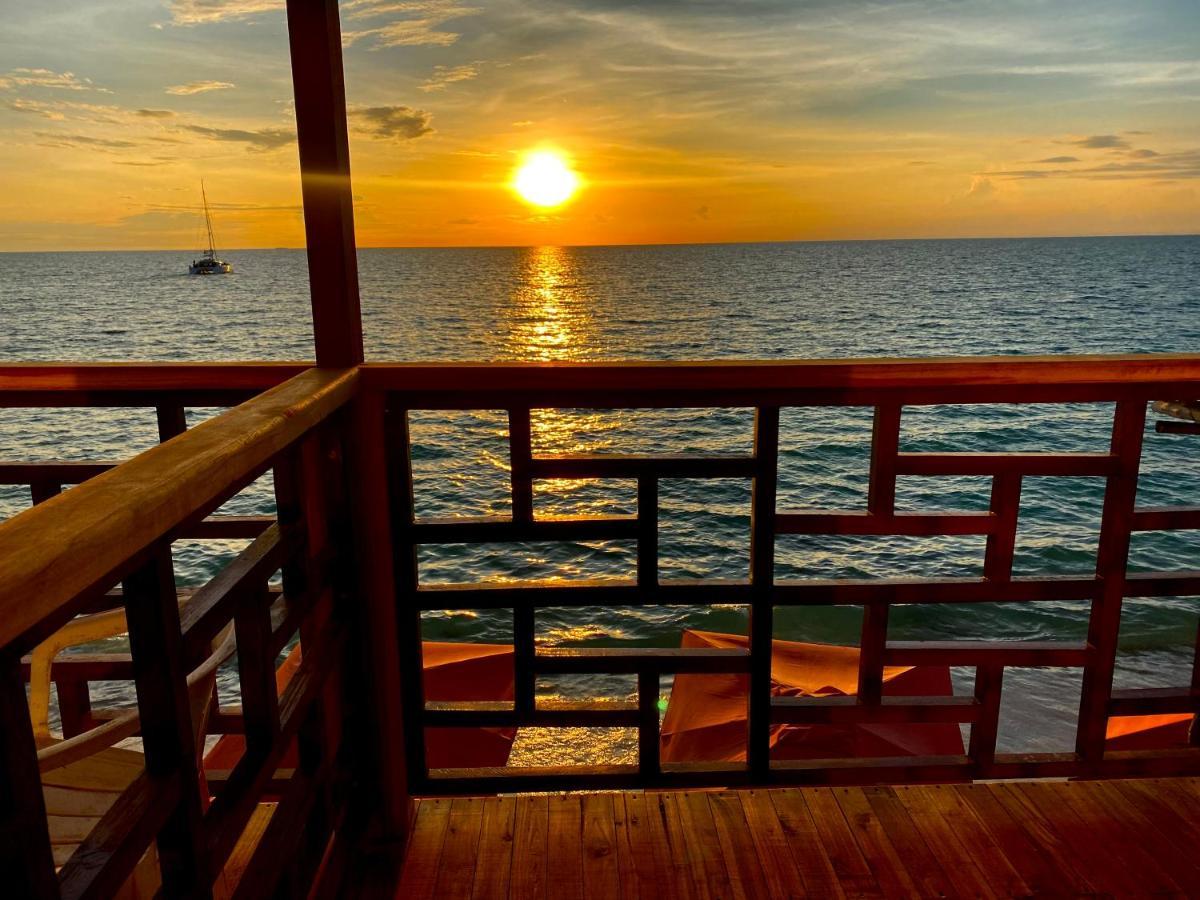 Deluxe Doppelzimmer mit Balkon und Meerblick